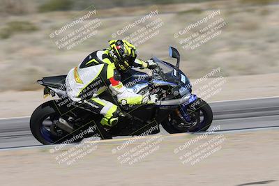 media/Jan-15-2026-Racers Edge (Thu) [[dfebeb70ab]]/2-A Group/Session 3 (Turn 15 Inside Pans)/